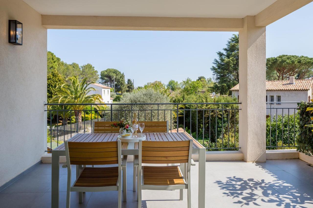Luxurious And Spacious Apartment In The Heart Of The Cote D'Azur Roquefort-les-Pins Εξωτερικό φωτογραφία