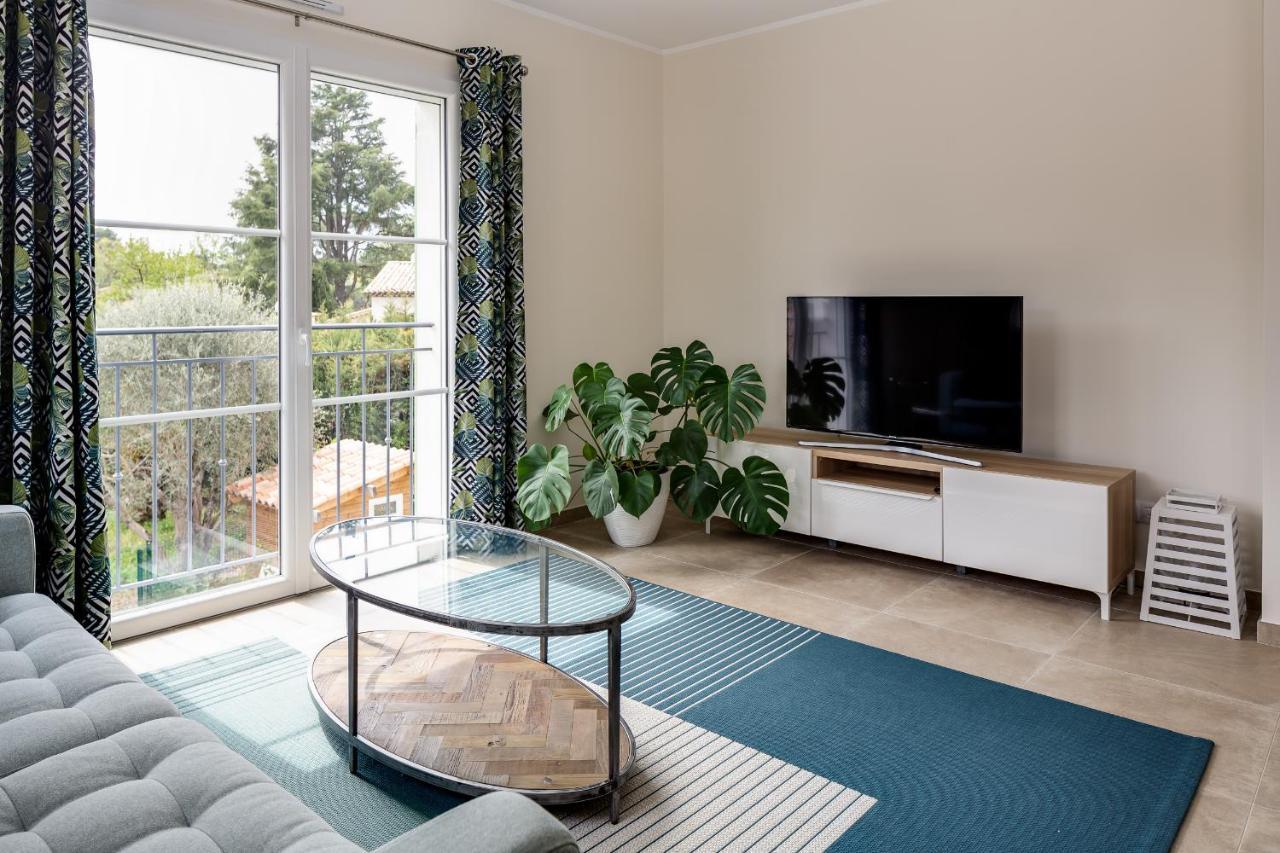 Luxurious And Spacious Apartment In The Heart Of The Cote D'Azur Roquefort-les-Pins Εξωτερικό φωτογραφία