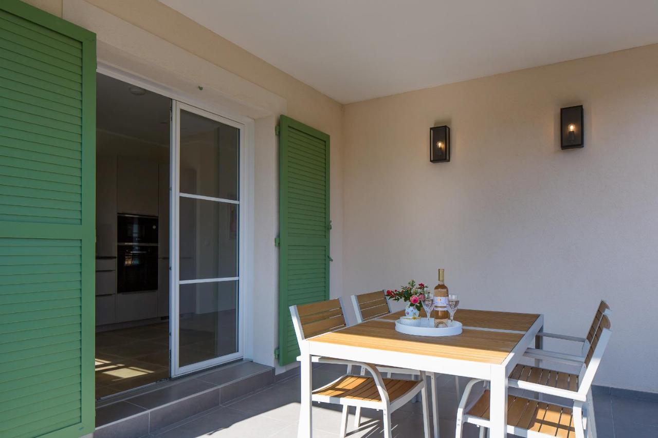 Luxurious And Spacious Apartment In The Heart Of The Cote D'Azur Roquefort-les-Pins Εξωτερικό φωτογραφία